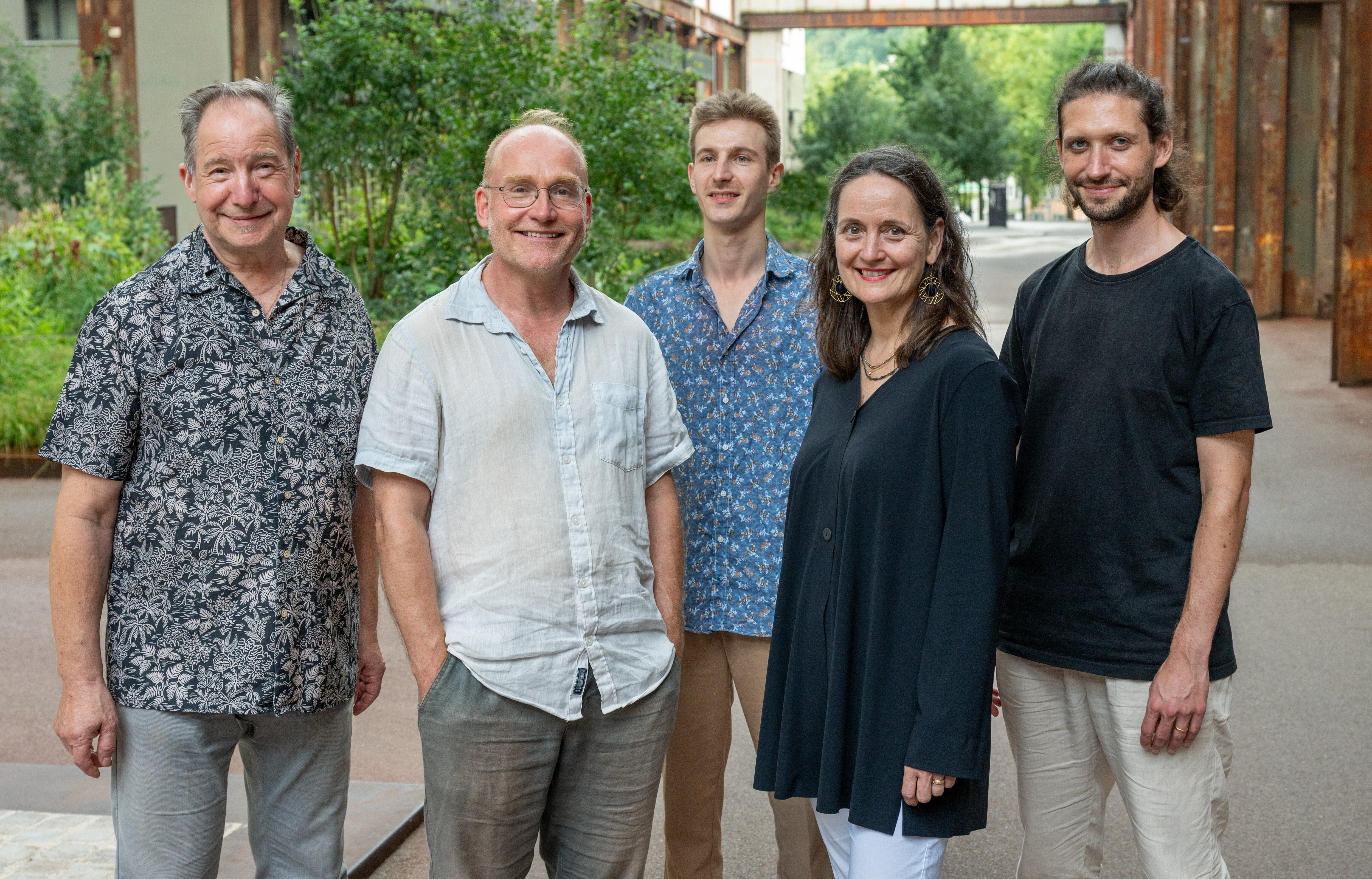 Bernie Ruch, Jean-Pierre Dix, Tobias Haug, Birgit Gerber und Joscha Schraff. Thomas Silvestri ist auf dem Bild nicht abgebildet.